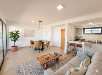 VENTA DEPARTAMENTO DE DOS DORMITORIOS CON COCHERA EN LA PLATA
