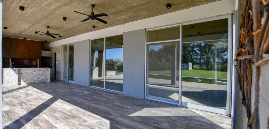 VENTA CASA EN LA FAUSTINA CLUB DE CAMPO