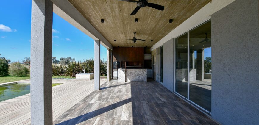 VENTA CASA EN LA FAUSTINA CLUB DE CAMPO